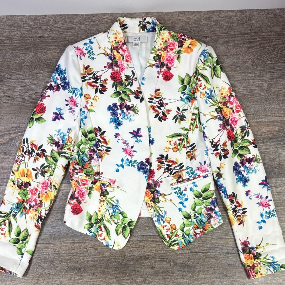 OVI Floral Open Front Blazer Size Small